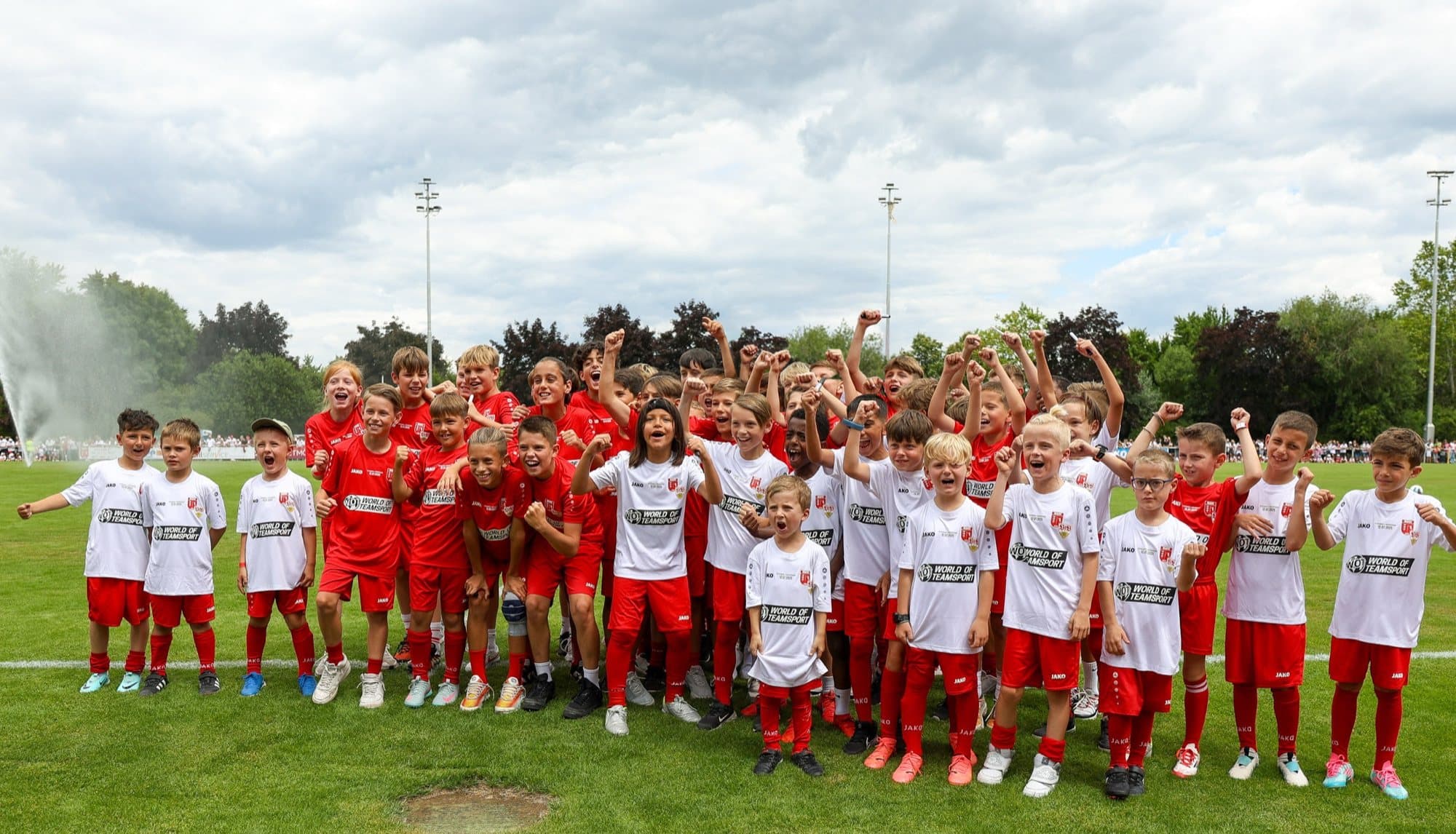 Spieler der SVF Talentakademie auf dem Trainingsplatz